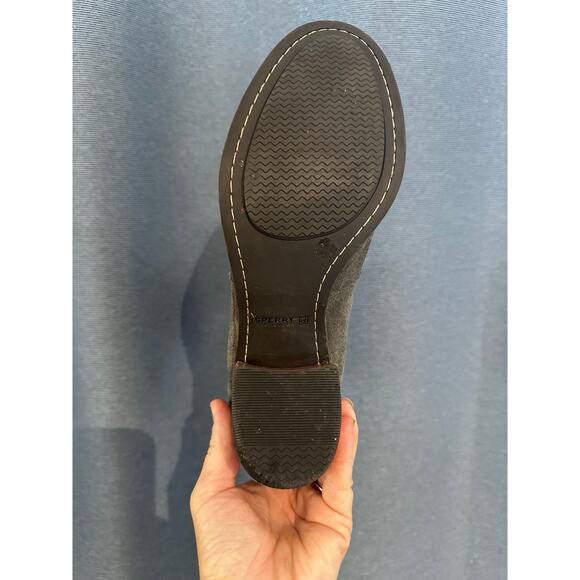 Sperry Women's 9 Gray Suede Boot Metallic Band Heel EUC! - Picture 4 of 6